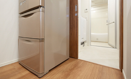 キッチンとバスルームがダイレクトにつながる動線は、実際に暮らしてみると改めて使い勝手のよさがわかったという