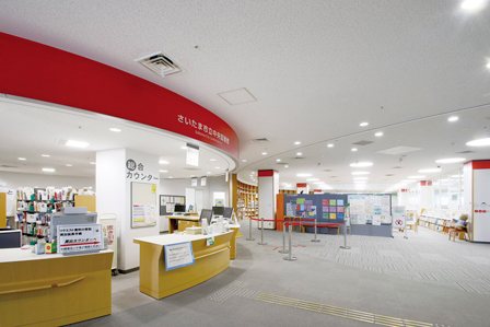 浦和駅東口「コムナーレ」の8階にある「浦和市立中央図書館」